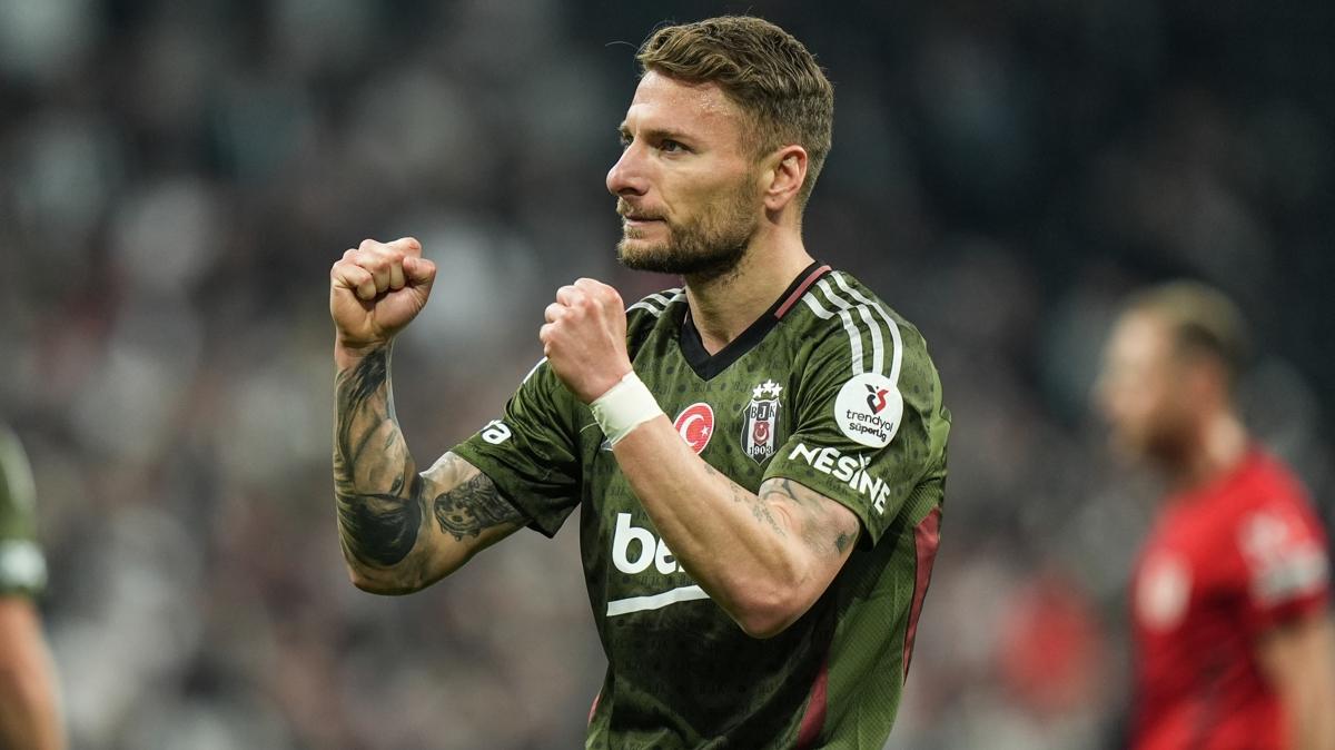 Ciro Immobile kalmak istiyor! Beikta'n tek art var