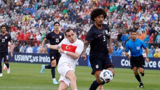 A Milli Futbol Takım'da Çağlar Söyüncü kaptan çıktı