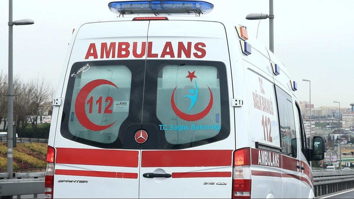 Antalya Kemer yolunca feci kaza: ki gen hayatn kaybetti