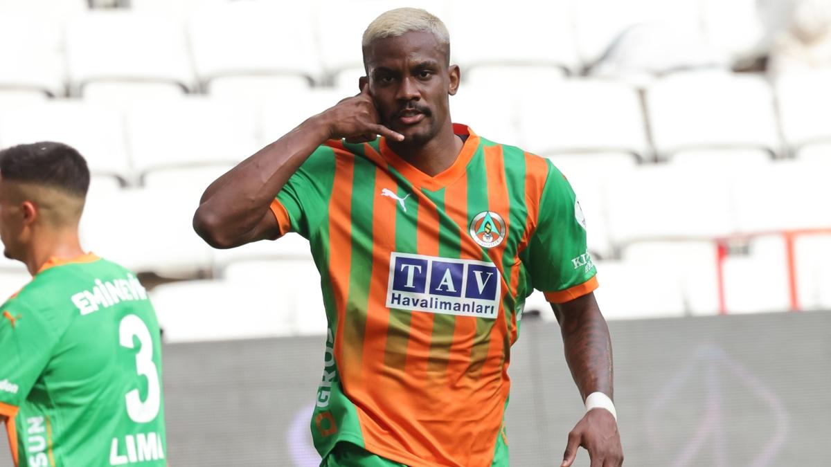 Sergio Cordova, Alanayspor'un gol ykn srtlad
