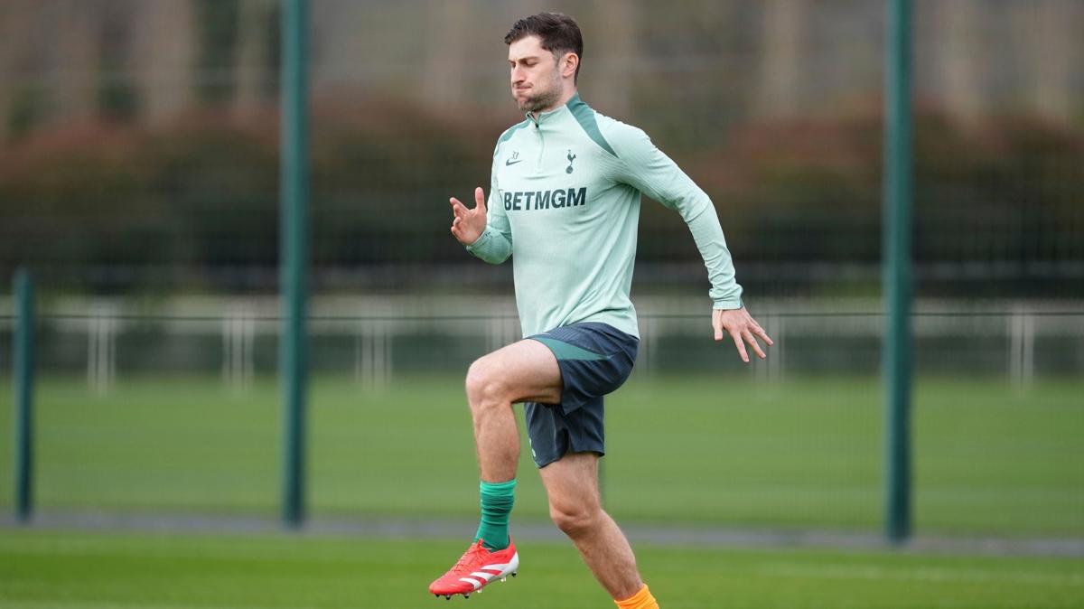 Tottenham'dan i transfer hamlesi! Ben Davies'in szlemesi uzatld