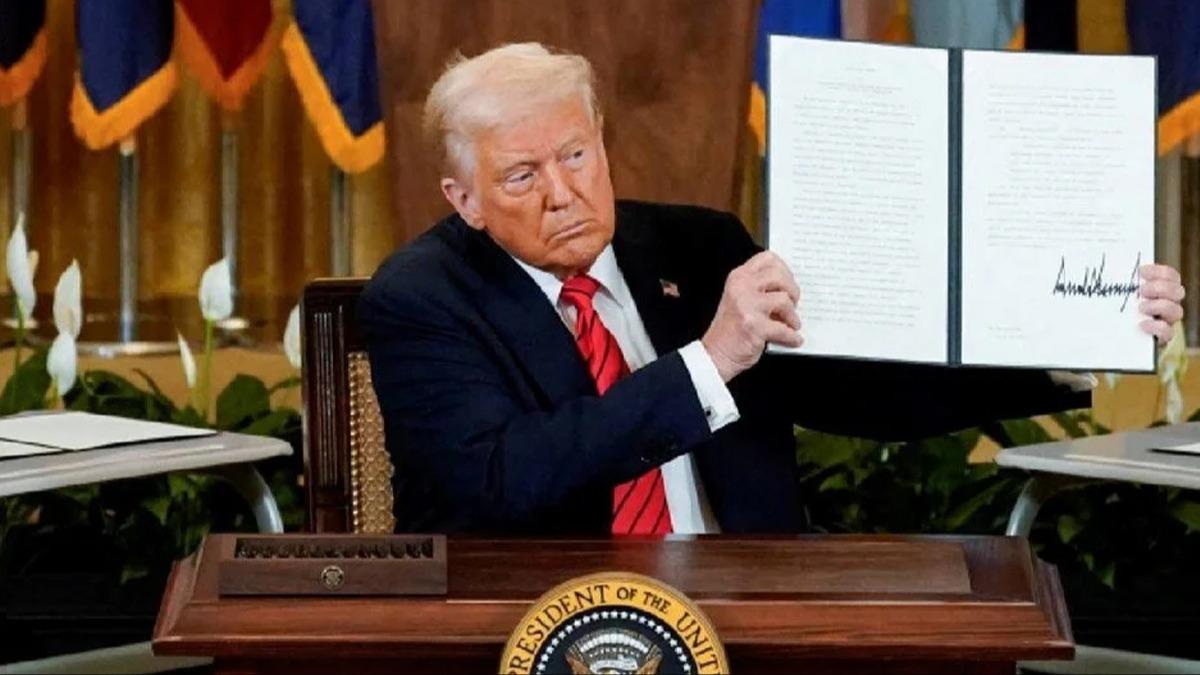 ABD kaplar kapatt...  Trump'n seyahat yasa yrrlkte! 