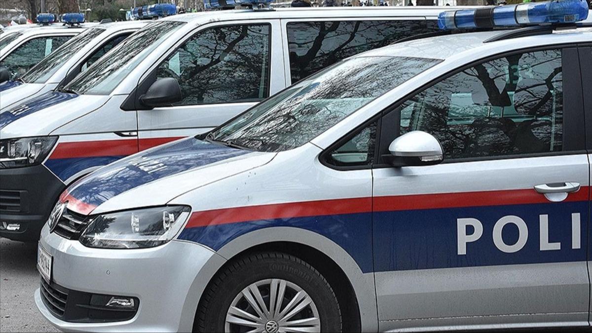 Avusturya'da okula dzenlenen silahl saldrda 10 kii ld
