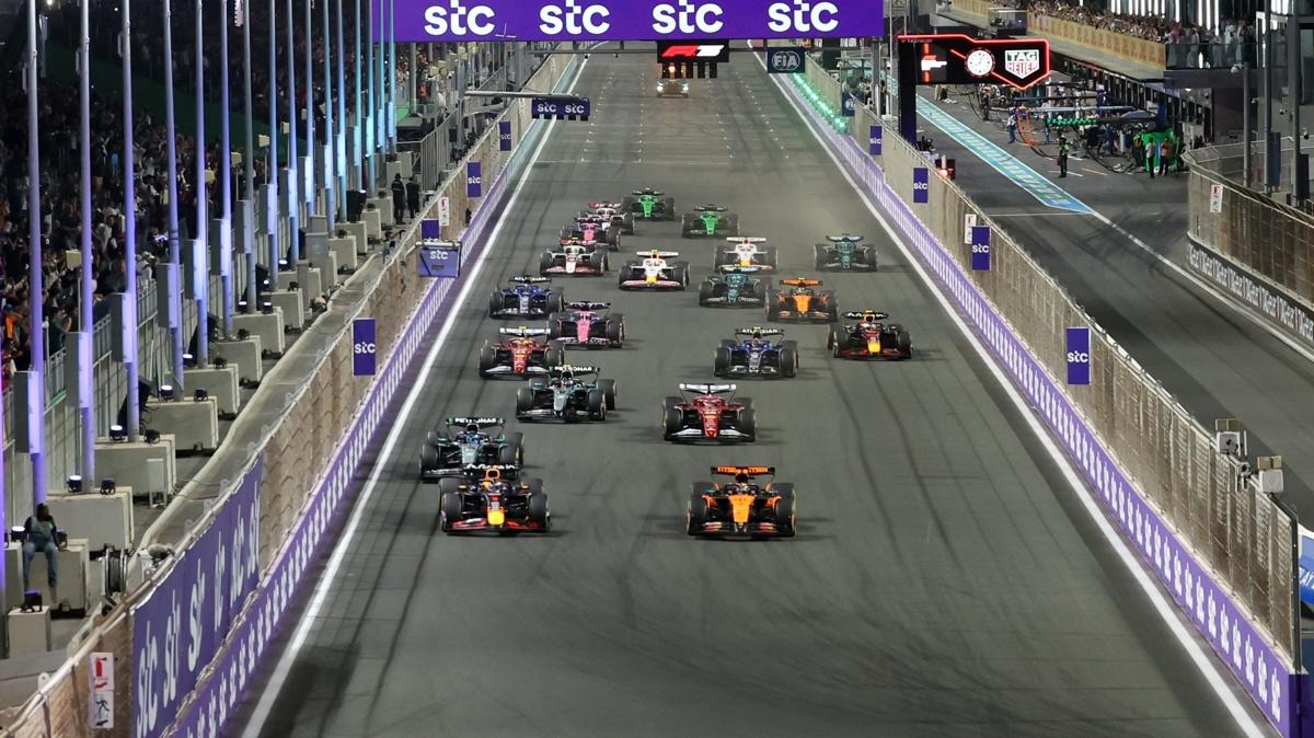 FIA'dan beklenen aklama geldi! Formula 1'de 2026 takvimi belli oldu