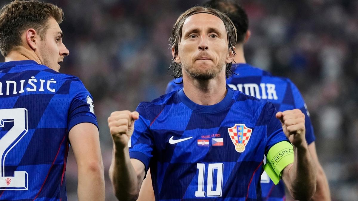 Luka Modric'ten Vitinha'ya vg: Dnyann en iyi orta saha oyuncularndan biri