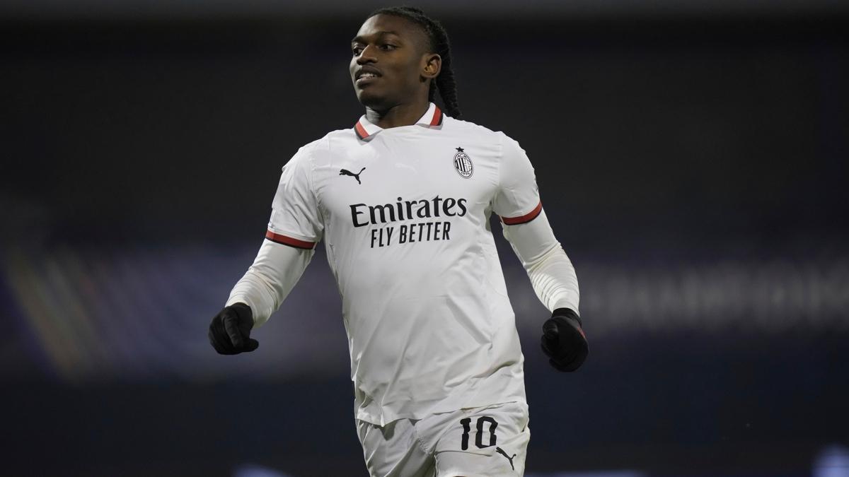 Milan, Rafael Leao'nun bonservisini belirledi