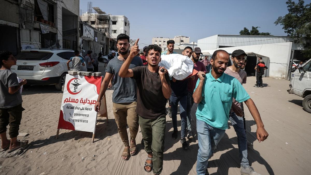 Soykırımcı İsrail'in saldırıları sürüyor! Gazze'de can kaybı 55 bini aştı