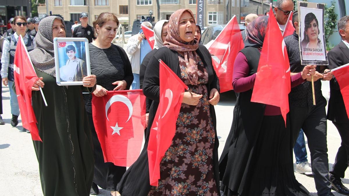 DEM Parti nnde evlat nbeti: Terrsz Trkiye sreci balad