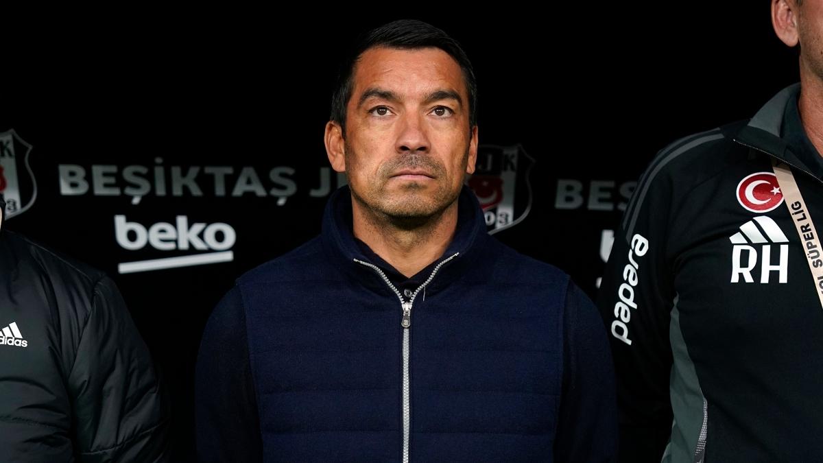 Giovanni van Bronckhorst, dnya devine gidiyor!