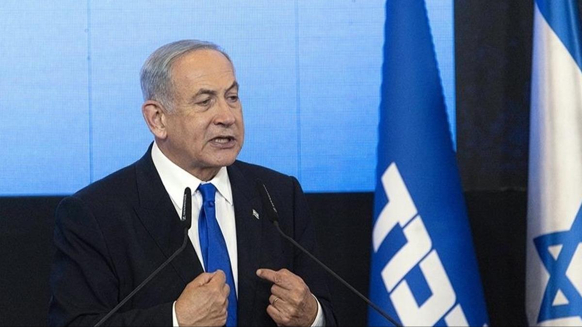Netanyahu'ya ar darbe! Hkmetten ekildiler