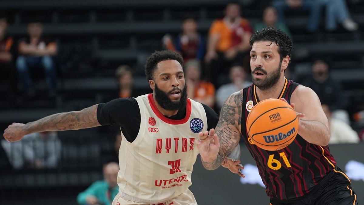 Galatasaray, Gksenin Kksal ile yollarn ayrd