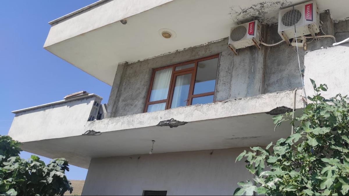 Batman'da balkon facias: 3 l, 7 yaral