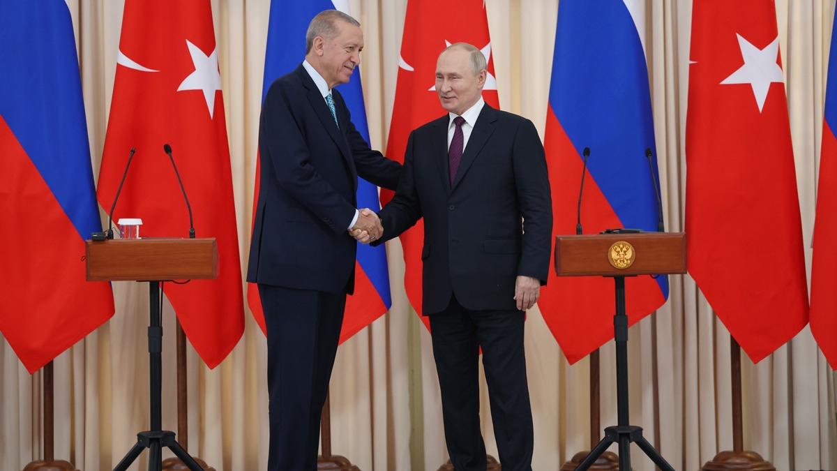 Bar diplomasisi sryor! Cumhurbakan Erdoan'dan Putin'e srail uyars: Girime ihtimalleri yksek