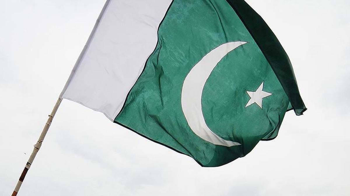 Pakistan'da bombal saldr: l ve yarallar var