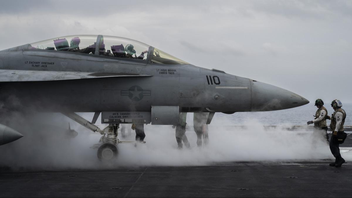 33 adet F/A-18 sava ua geliyor! ABD sata onay verdi