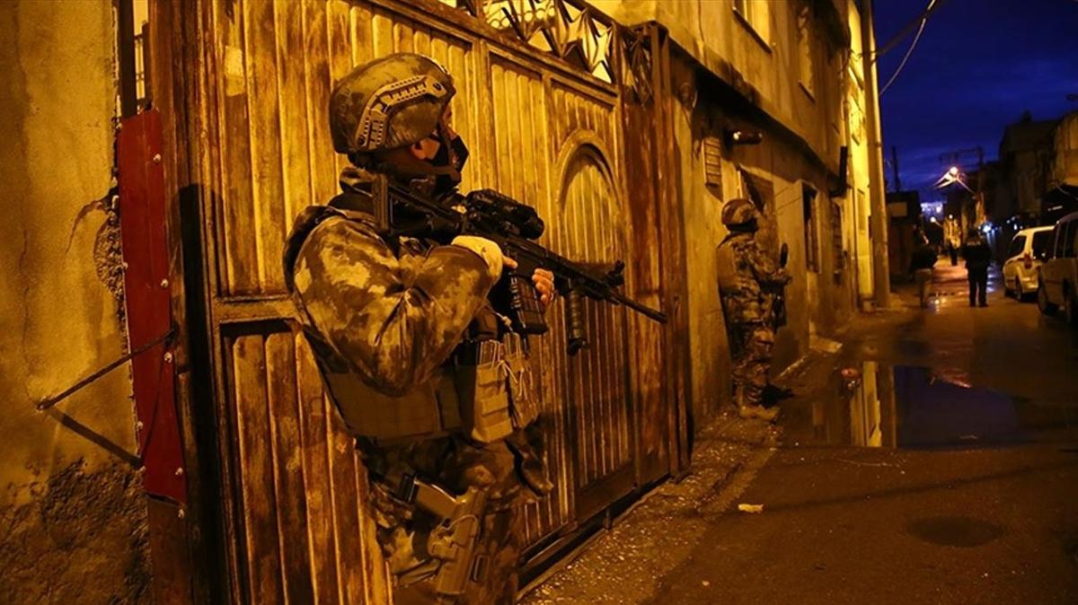 anlurfa'da HA destekli silah kaakl operasyonu 