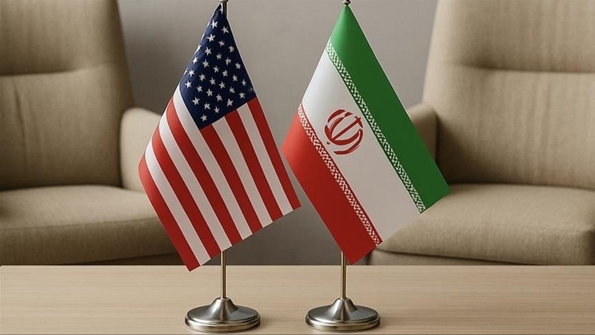 ran'dan Trump'a yalanlama: Beyaz Saray'n kapsnda el pene divan durmay talep etmedik
