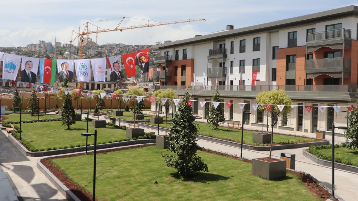 Kahramanmara'ta depremin yaralar sarlyor: Trene Cumhurbakan Erdoan da katlacak 
