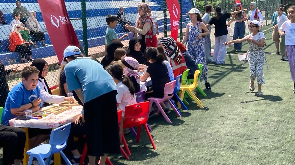Yaz Neesi enlii, Eypsultan'daki imam hatipleri buluturdu