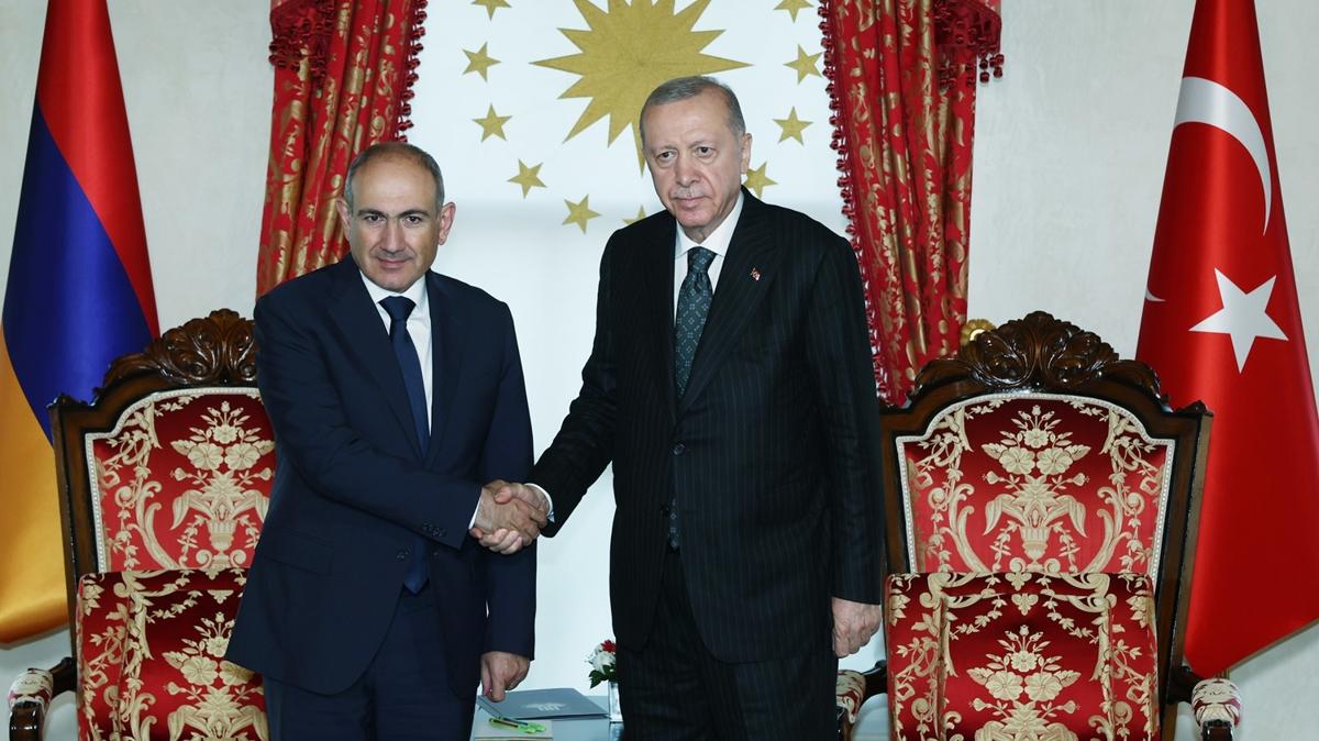 stanbul'da scak temas: Kafkasya'da ortak zemin aray