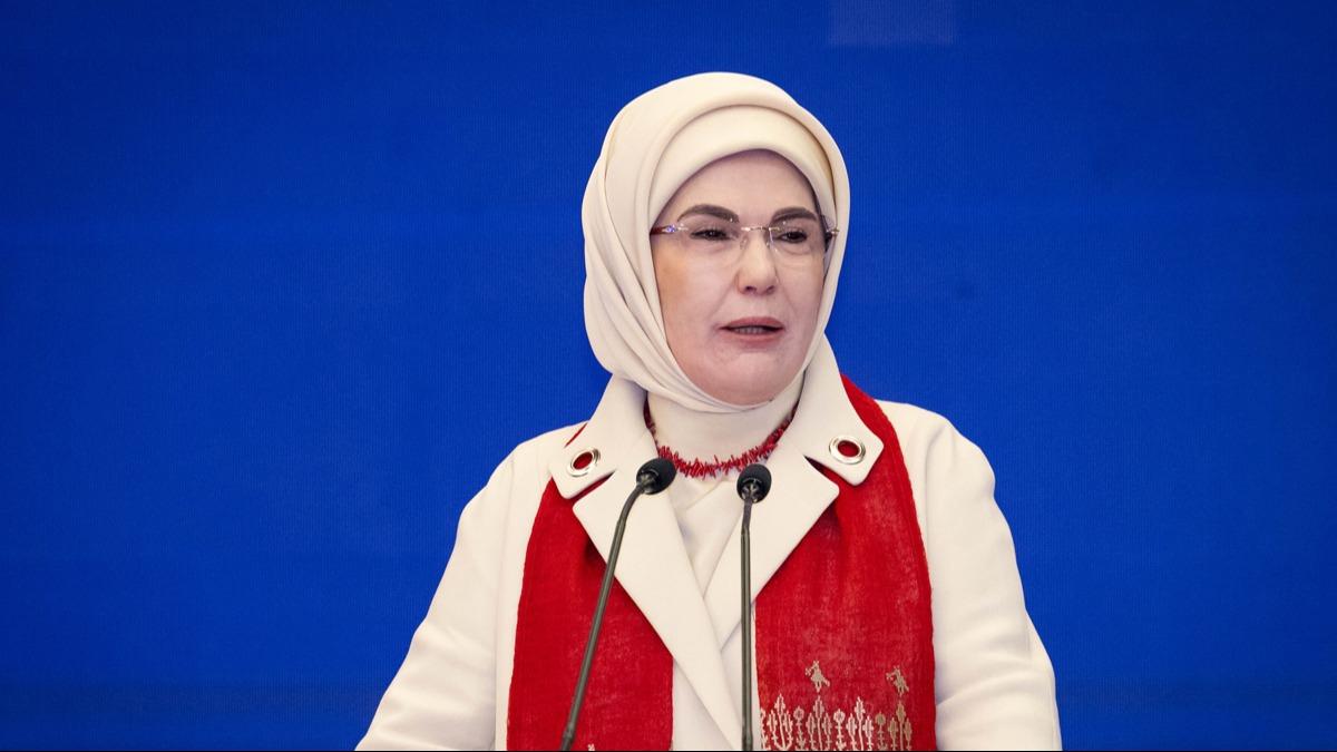 Emine Erdoan YKS'ye girecek rencilere baar mesaj: Umudunuzu kaybetmeyin