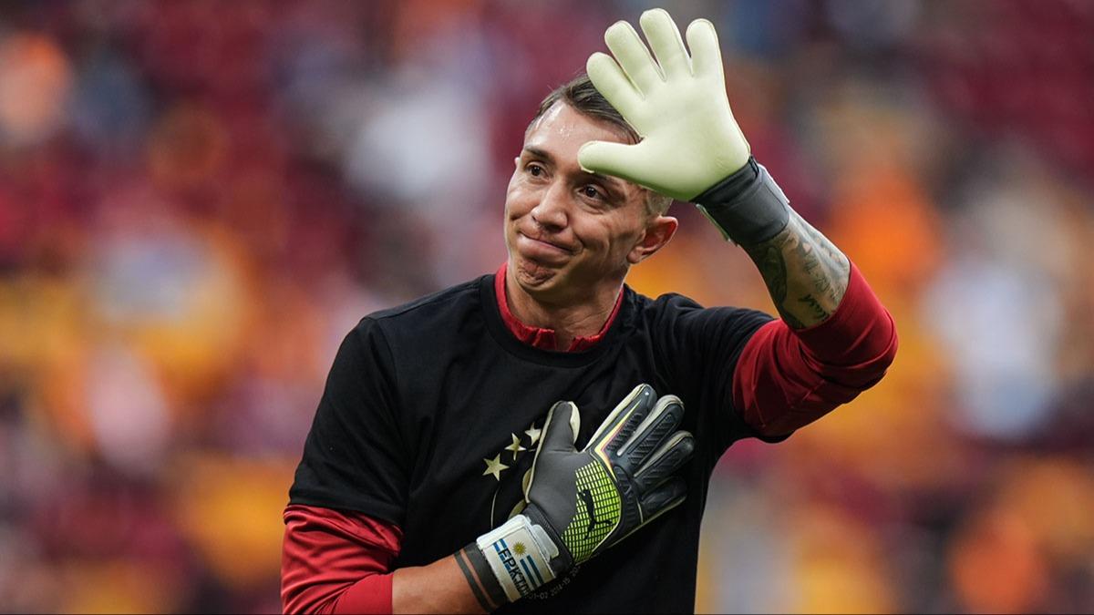 Menajerinden beklenen aklama geldi! te Fernando Muslera'nn yeni adresi