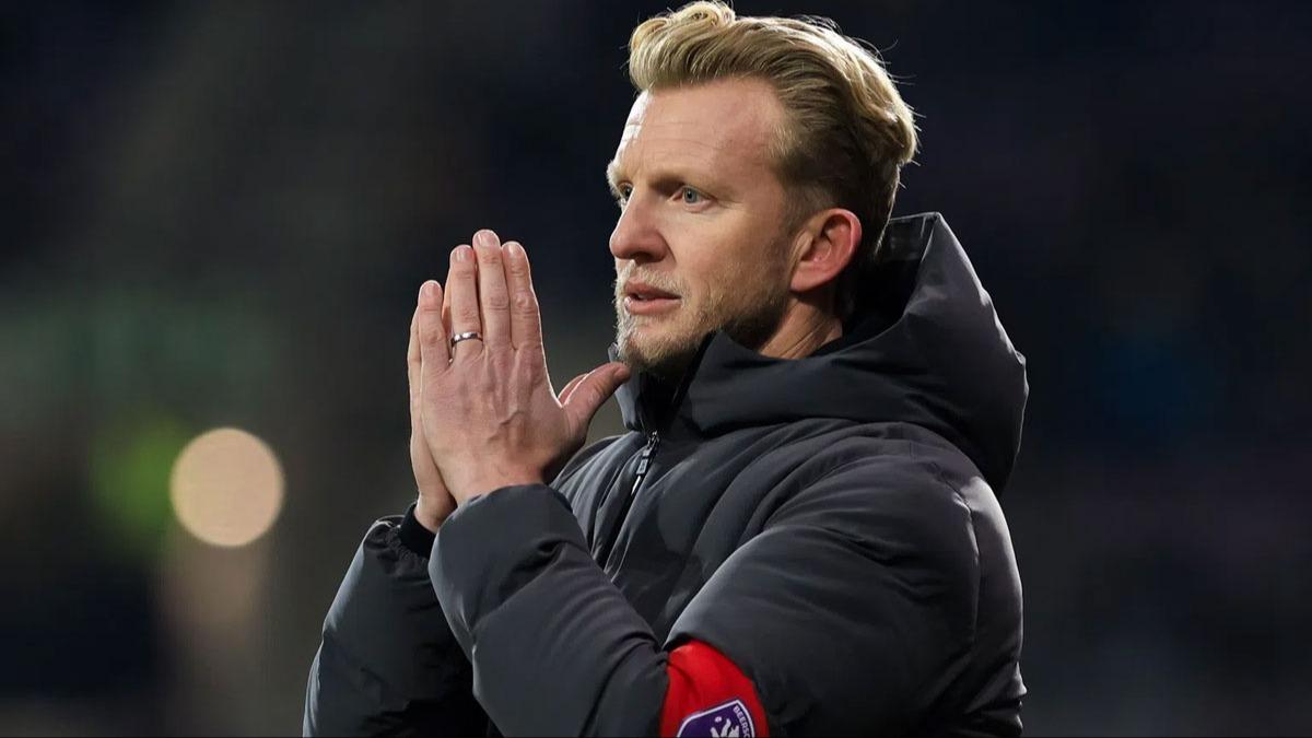 Resmi aklama geldi! Beerschot'ta Dirk Kuyt dnemi sona erdi