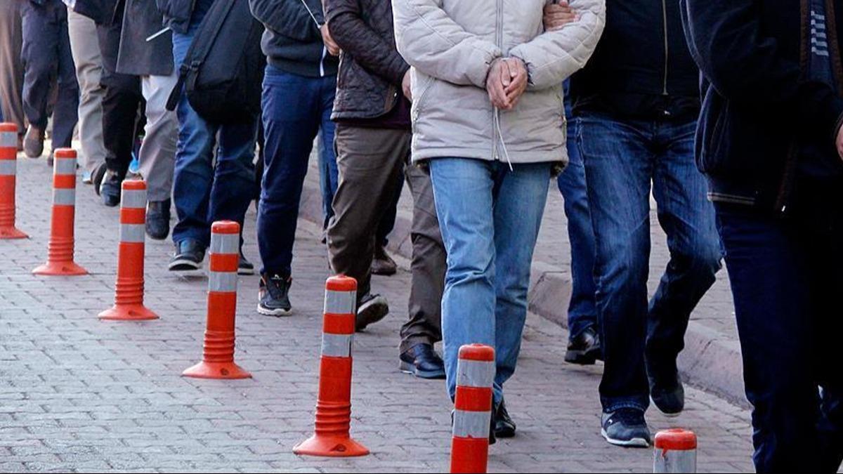 Siber dolandracakta 640 milyonluk vurgun: 6 ilde 27 tutuklama