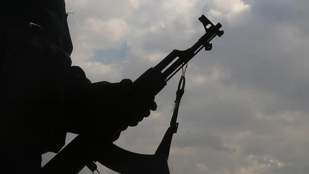 Terr rgt PKK/YPG'nin ocuk istismar raporland: 286 kii zorla silahl altna alnd