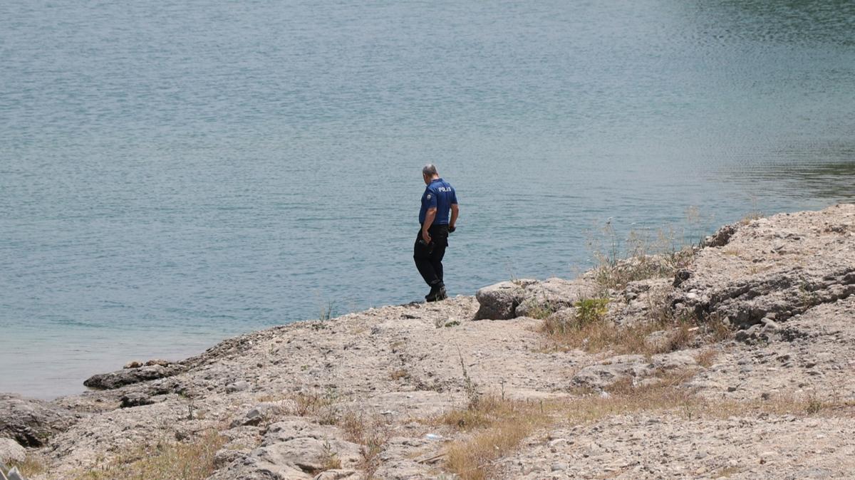 Adana'da serinlemek iin gle girdi! 23 yandaki gen boularak hayatn kaybetti 