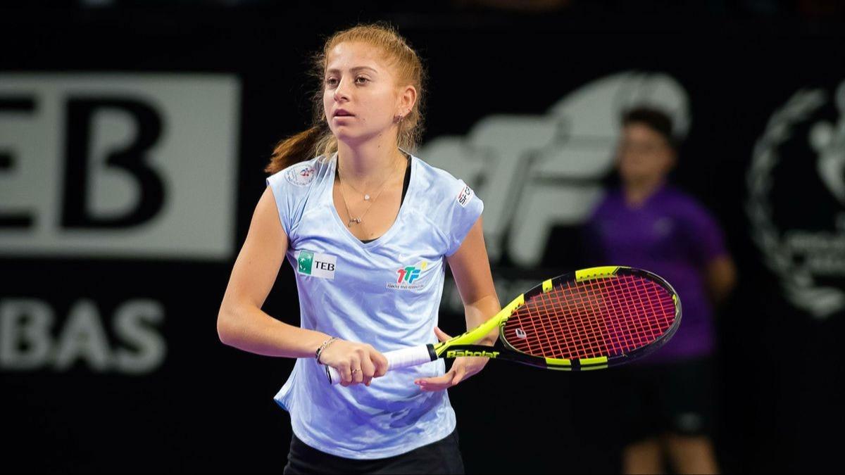 Berfu Cengiz, Wimbledon'a elemelerin ilk turunda veda etti