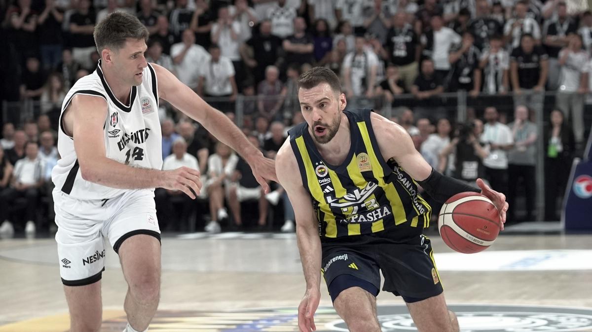 Fenerbahe Beko ampiyonluk, Beikta ise seriyi uzatmak iin sahaya kacak