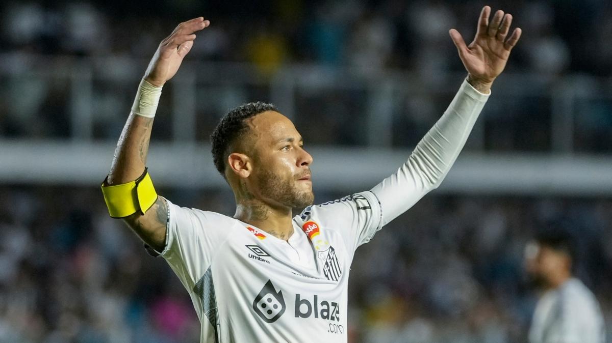 Neymar, Santos ile uzatt