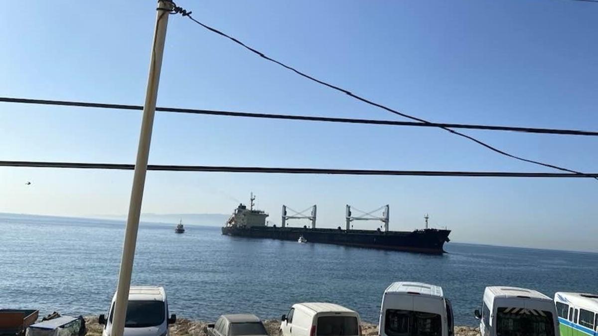 Bahama bayrakl gemi Tekirda'da karaya oturdu 