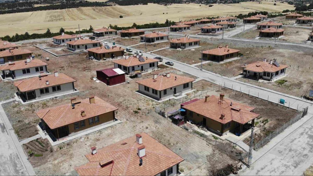 Konteyner gnleri geride kald: Devletimiz evlerimizi yapt