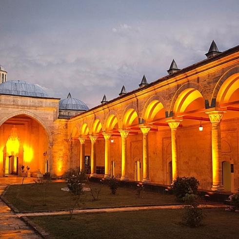 Sultan II. Bayezid Külliyesi Sağlık Müzesi'ne yaz tarifesi
