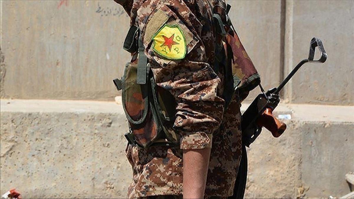 Terr rgt PKK/YPG, KBY'den lkelerine dnen Suriyelilerin giriini engelledi