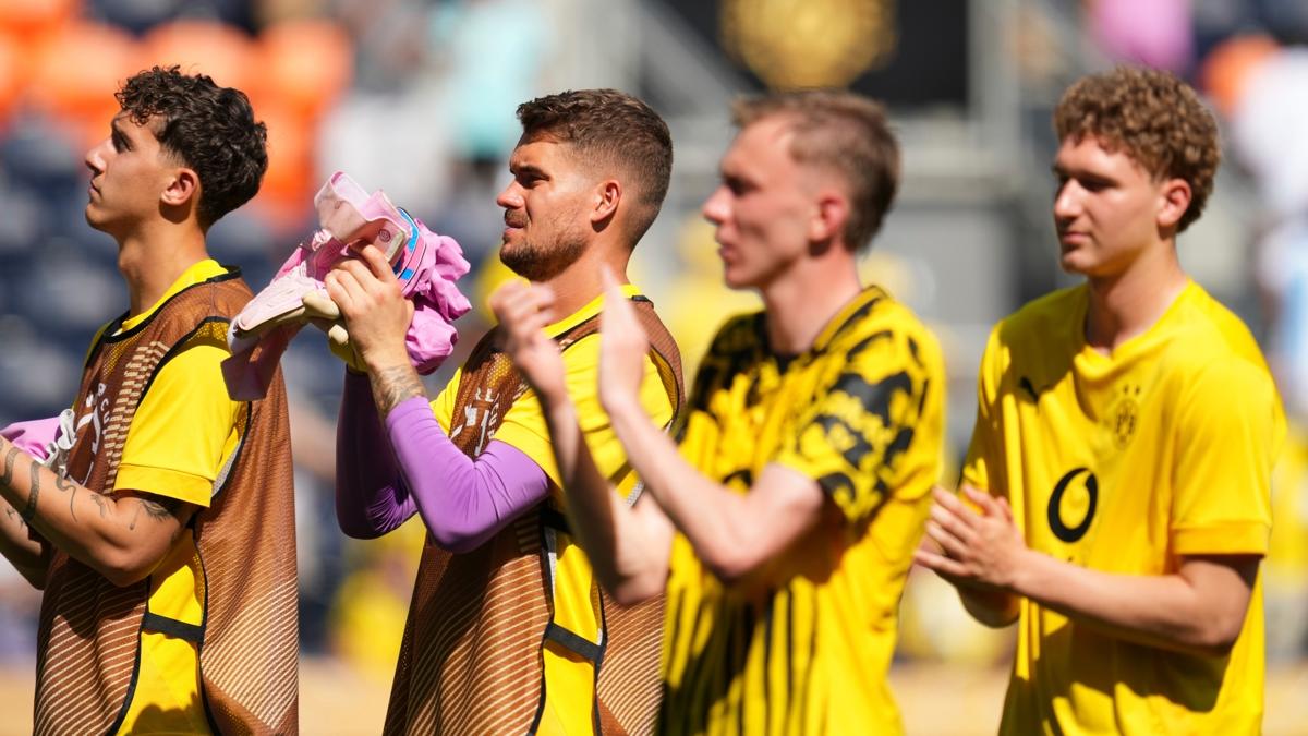Borussia Dortmund ve Fluminense gruptan kt  