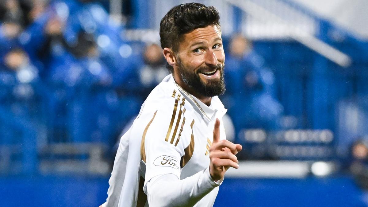 Ligue 1'e geri mi dnyor? Fransz ekibinden Giroud hamlesi