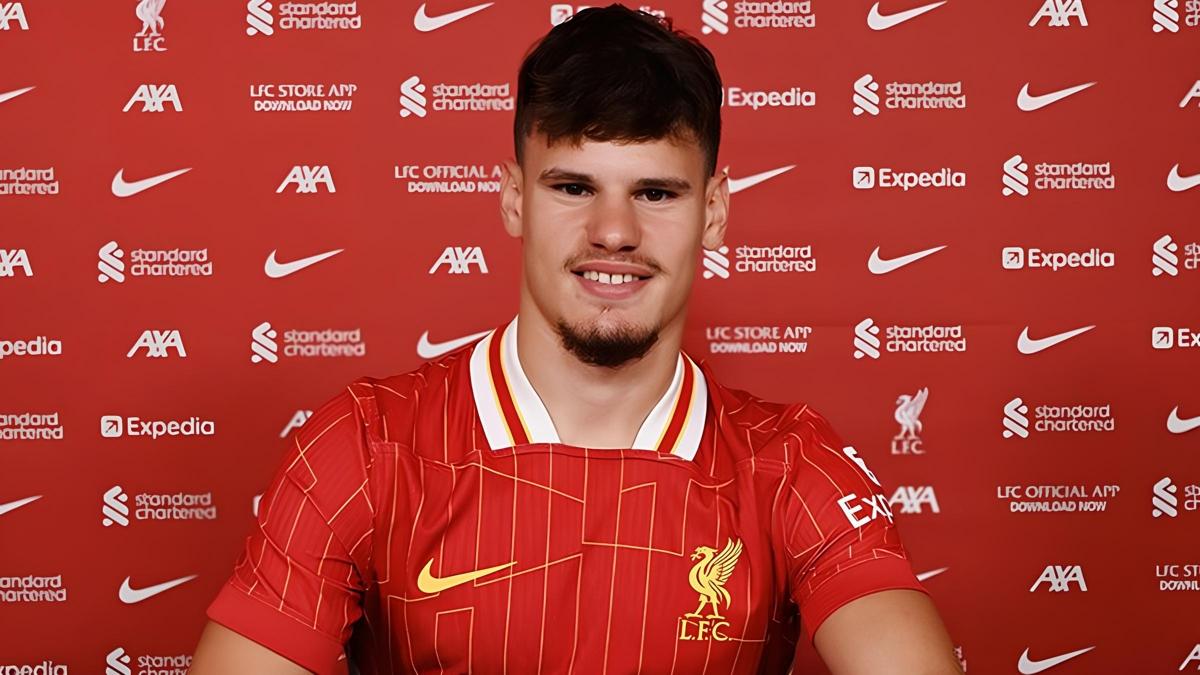 Liverpool yeni transferini duyurdu
