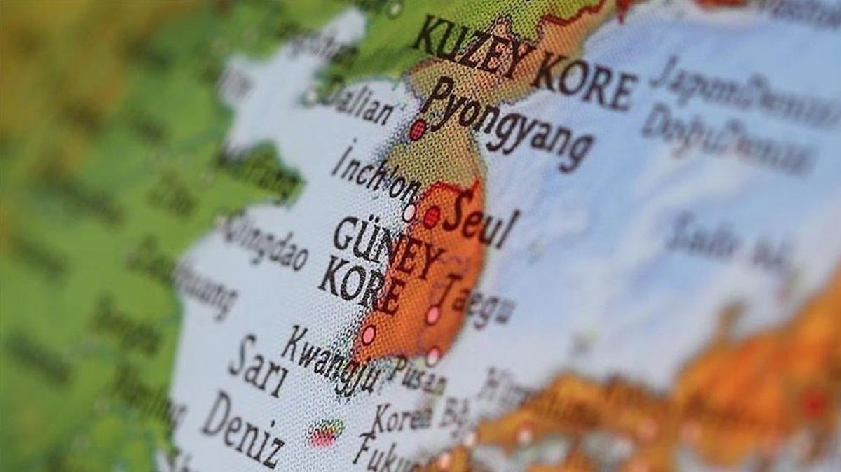 Güney Kore'de askeri alanı izinsiz görüntüleyen iki Çinli gözaltında 