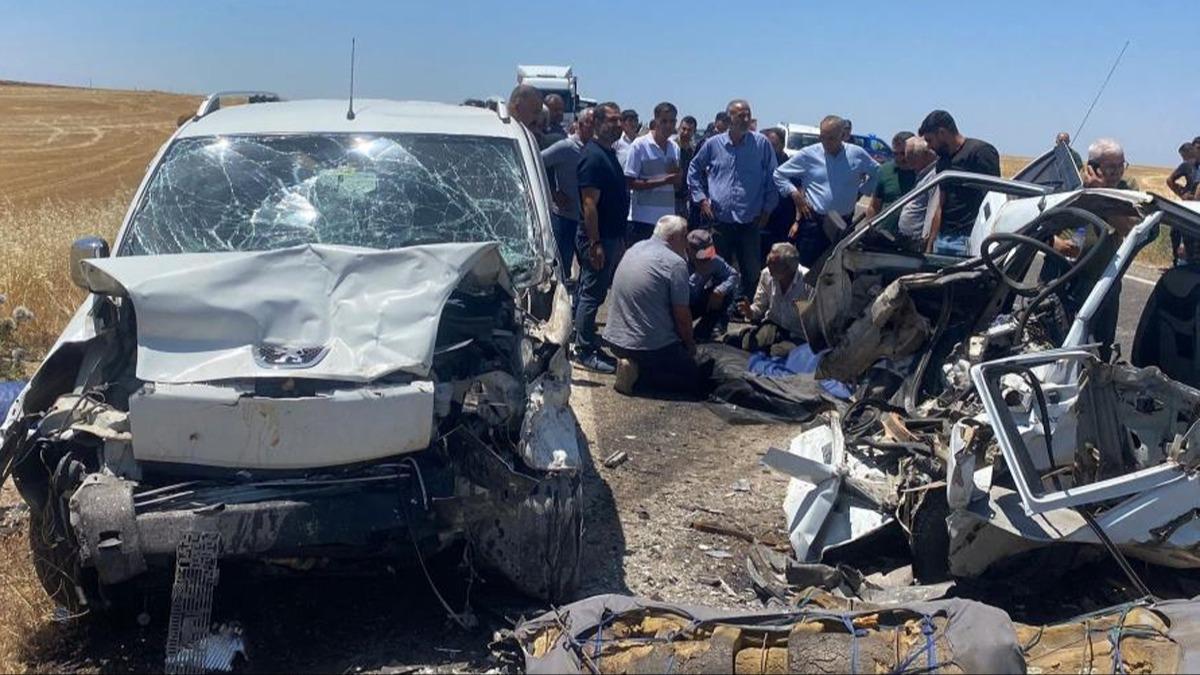Adyaman'da feci kaza: 4 l