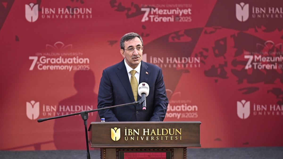 Cevdet Ylmaz'dan genlere Gazze mesaj: Ahlaktan, vicdandan kopuk bilgi felakete neden olabilir