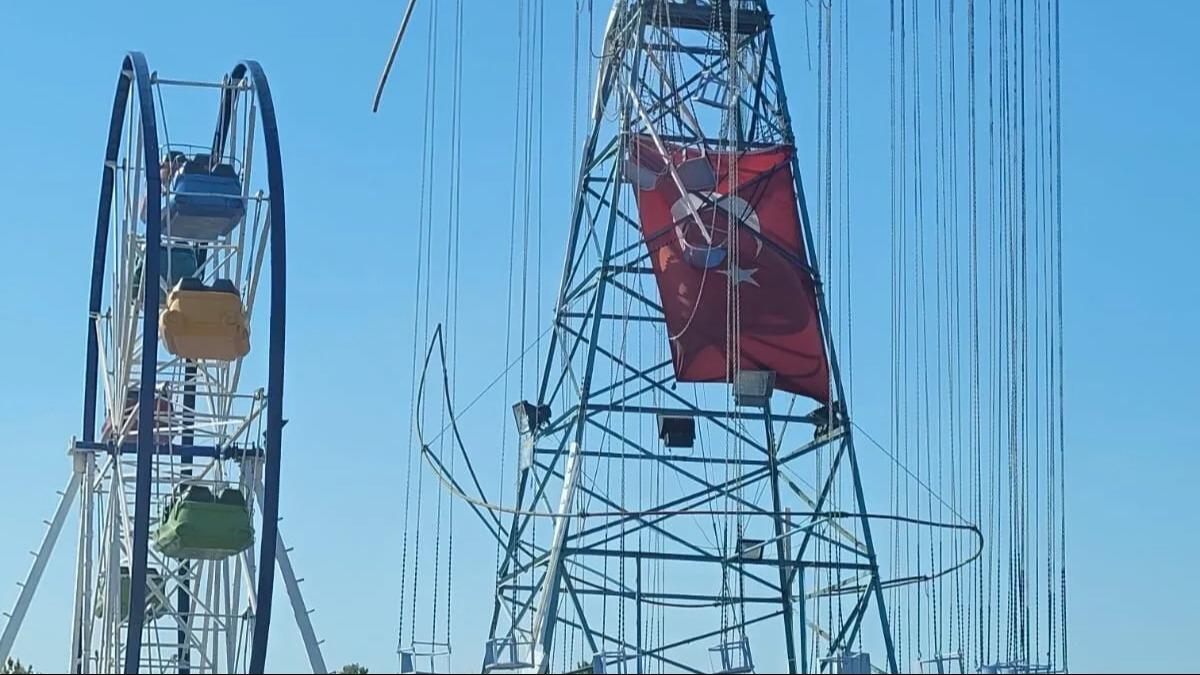 Manisa'da lunapark facias! Salncak koptu, 2 ocuk youn bakmda