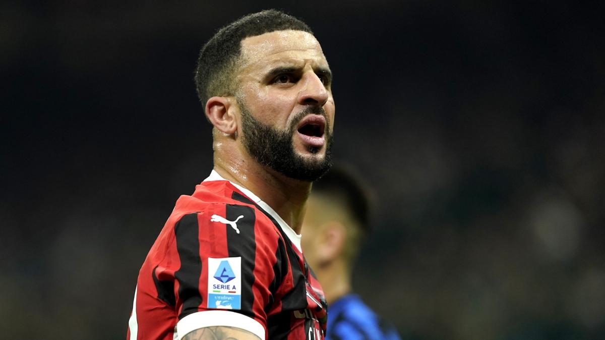 Milan, Kyle Walker'n satn alma opsiyonunu kullanmad