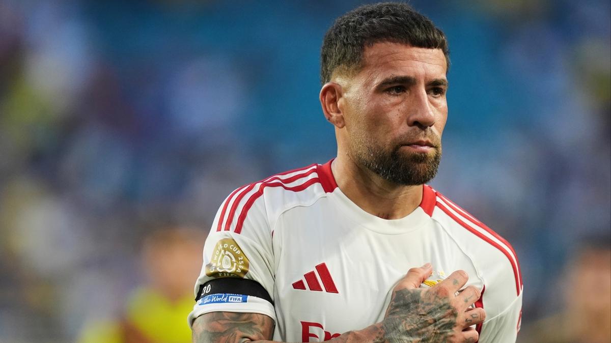 Otamendi, Benfica ile 2026'ya kadar szleme uzatt