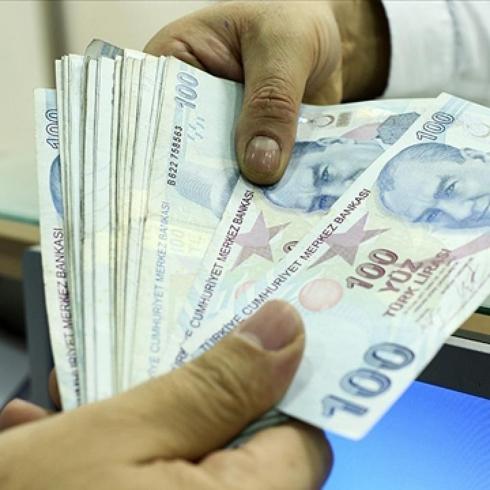 AK Parti'den "emekli maaşı" açıklaması