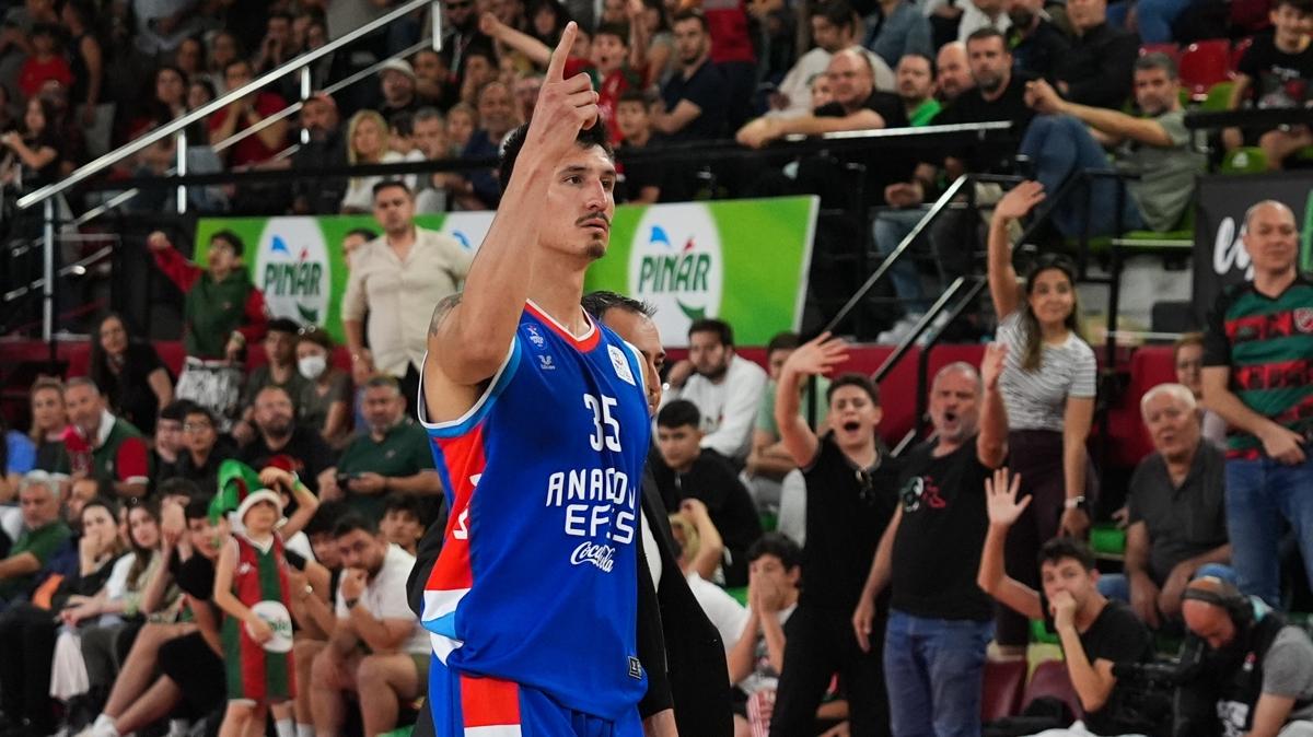 Anadolu Efes'te ayrlk duyuruldu