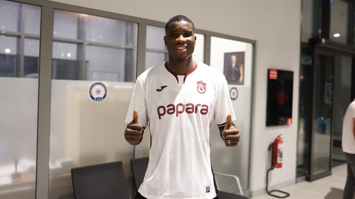 Resmi imza iin geldi! Paul Onuachu, Trabzon'da