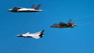 Türkiye'nin tarihi anlaşması küresel dengeleri sarstı: F-35 ve J-20 yerine KAAN'ı tercih ettiler